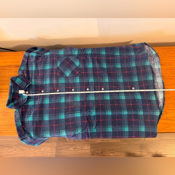 American Apparel Flannel Button-down. - Picture 6 of 6